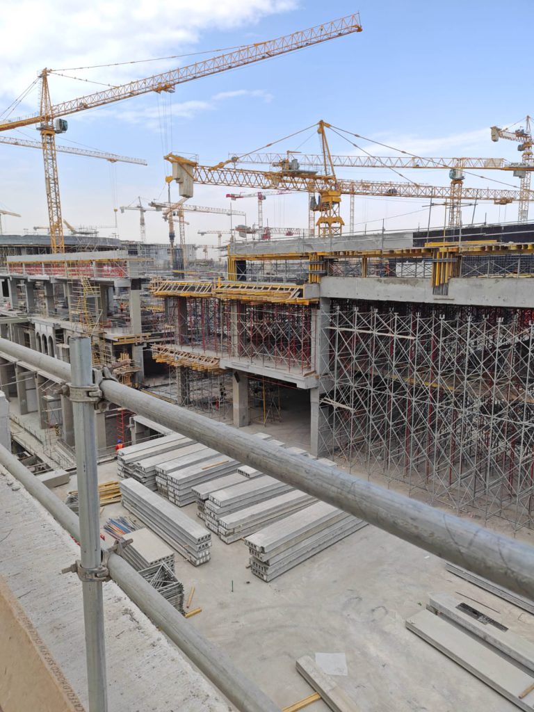 مشروع أفينوز مول